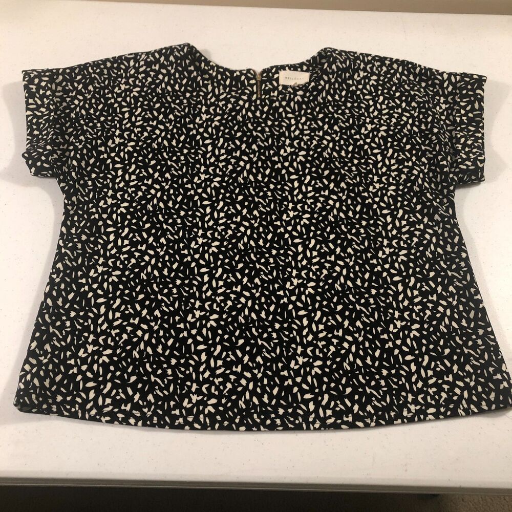 Womens Blouse Top Short Sleeve Medium Quiet Luxury Dark Academia Black & White‎